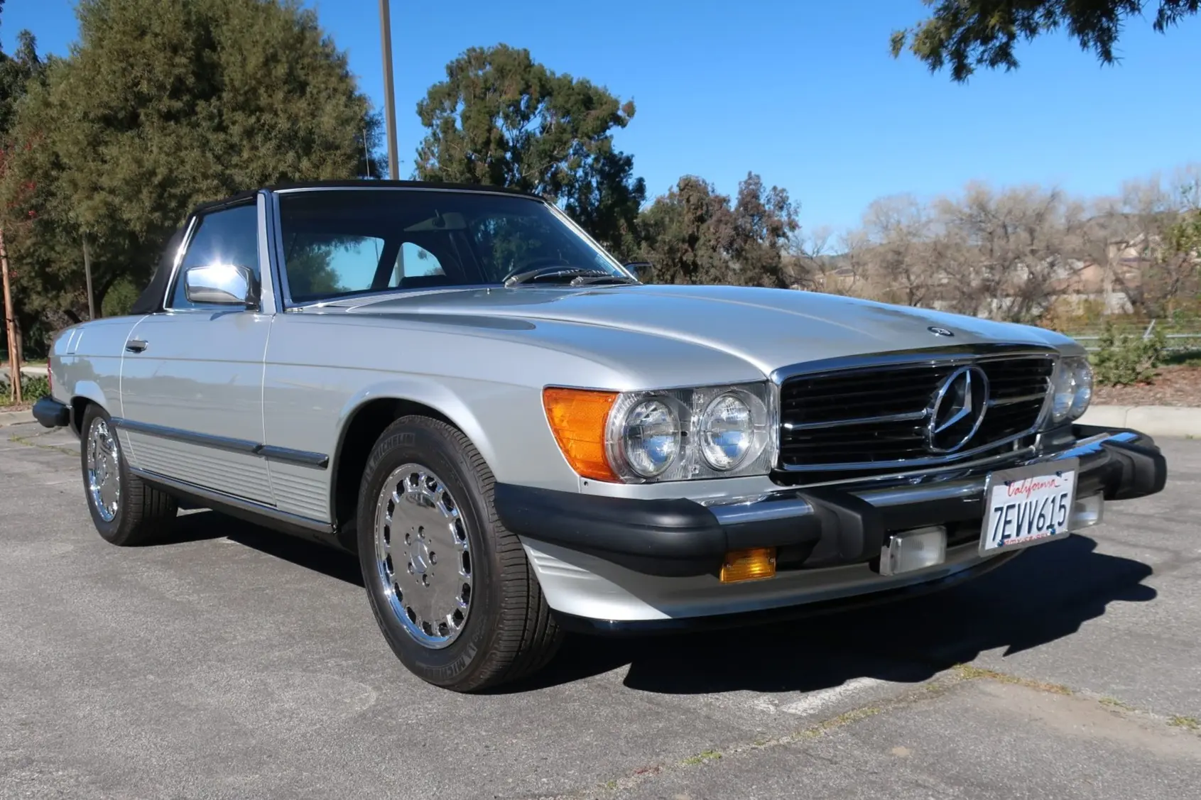 1988 Mercedes-Benz SL-Class 560SL