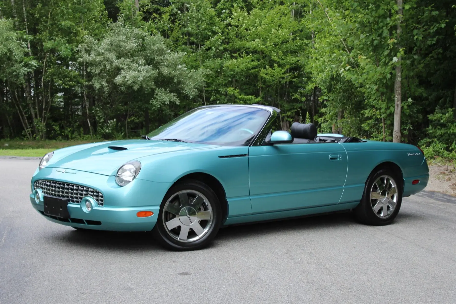 2002 Ford Thunderbird