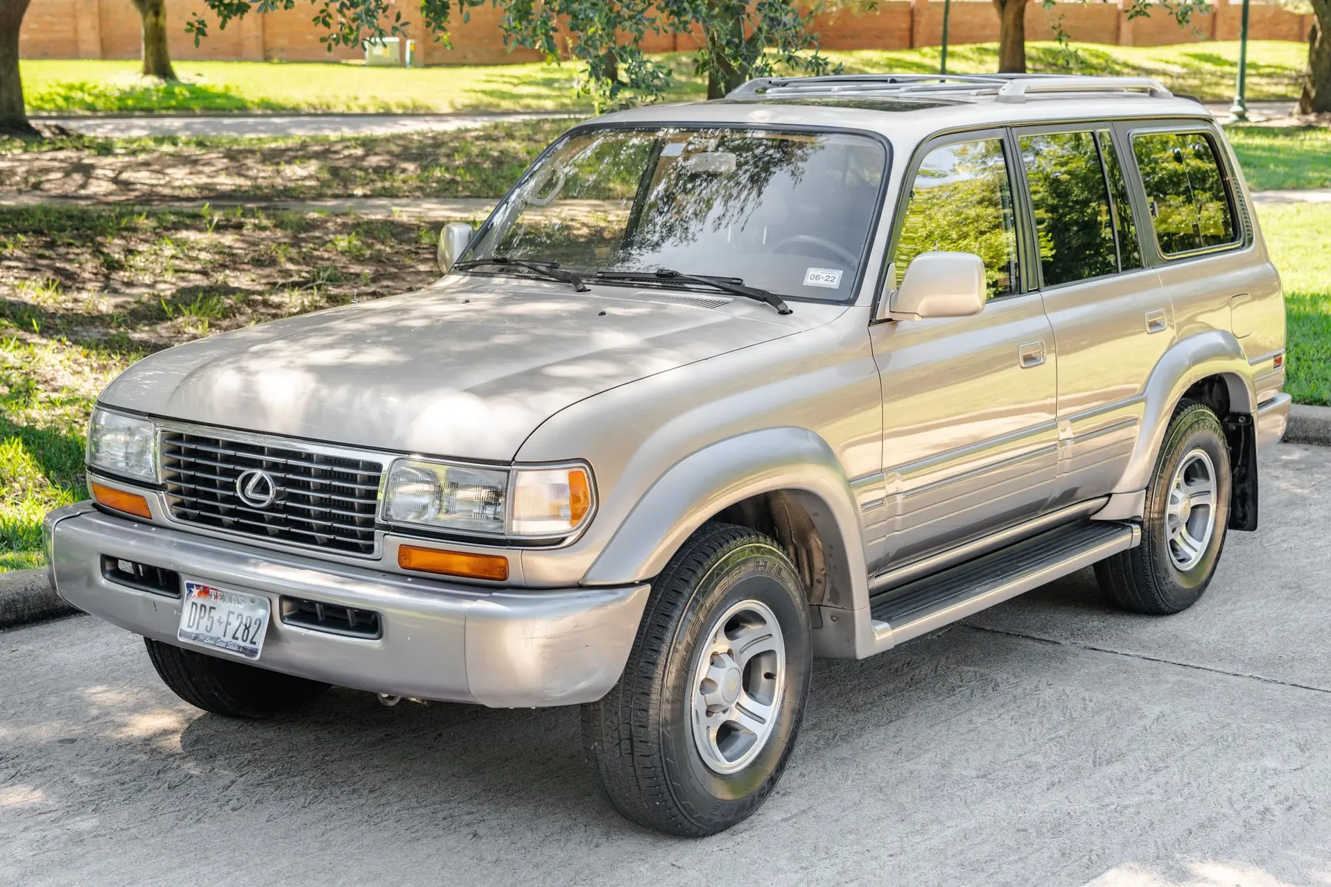 1997 Lexus LX