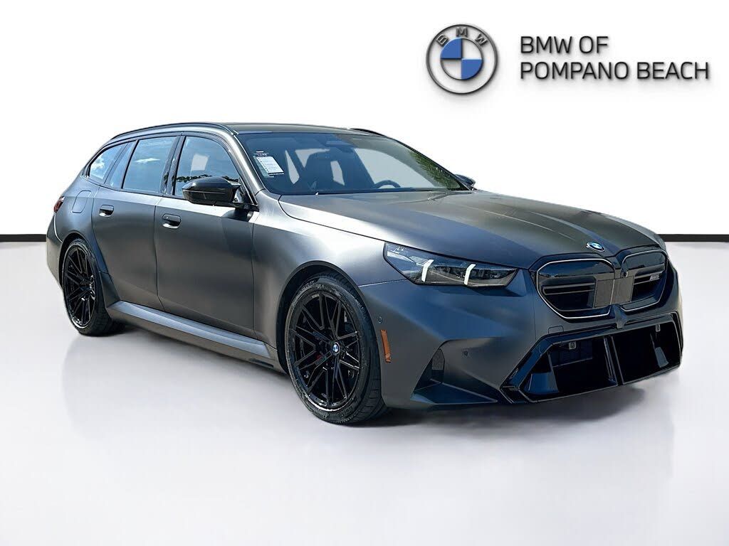 2025 BMW M5