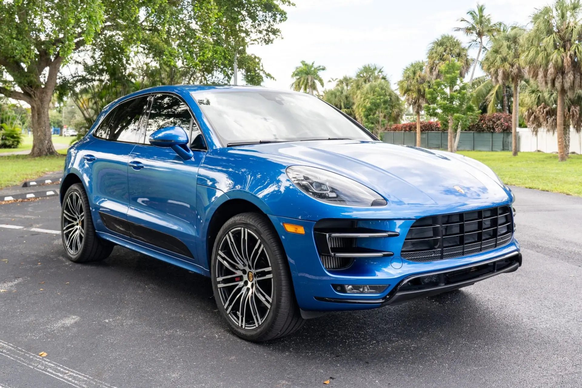 2017 Porsche Macan Turbo