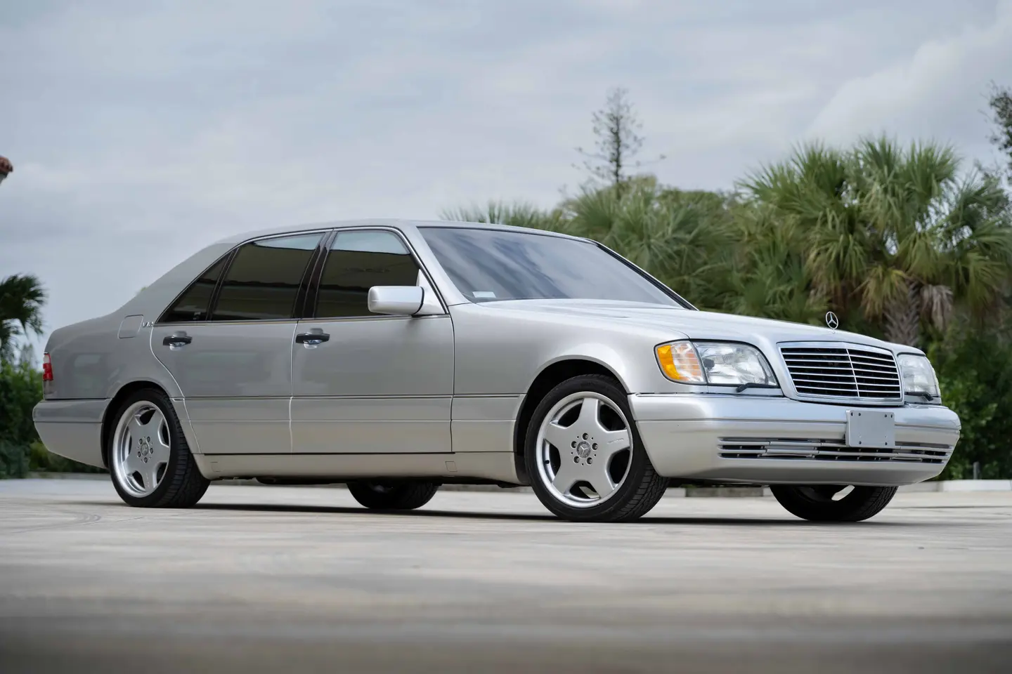 1991 Mercedes-Benz 600, sold Jan 2024