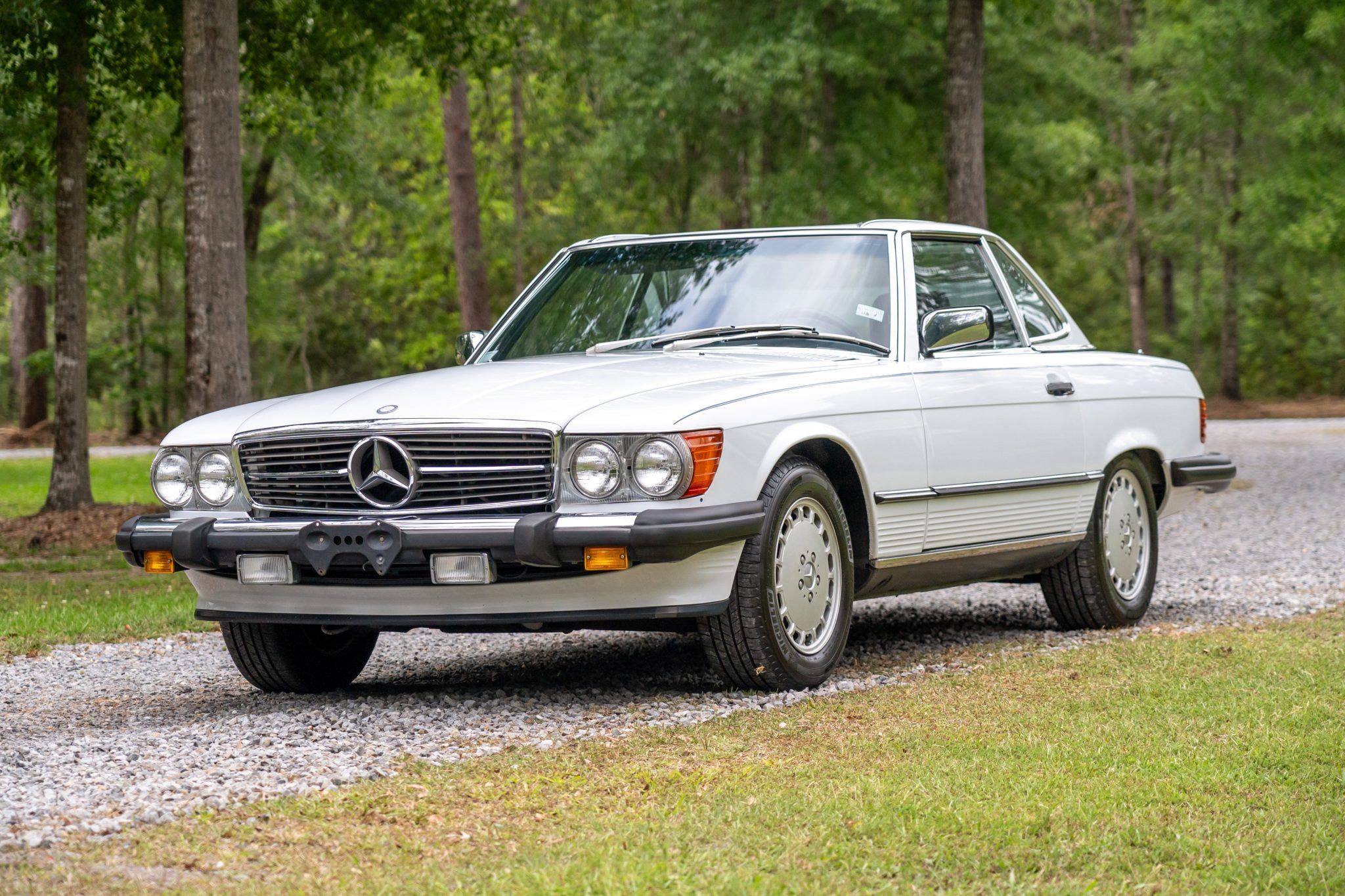 1986 Mercedes-Benz SL-Class 560SL