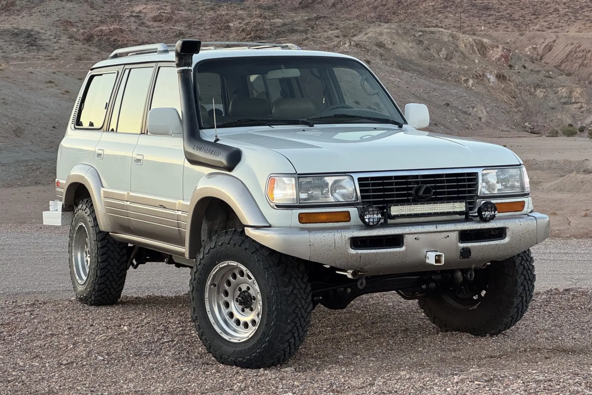 1997 Lexus LX