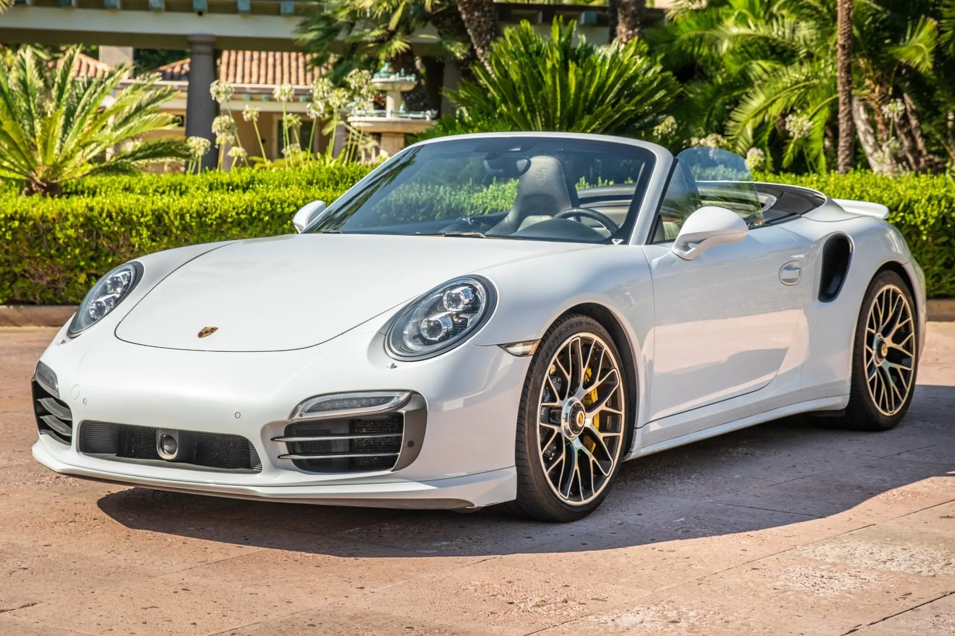2015 Porsche 911 Turbo S Cabriolet