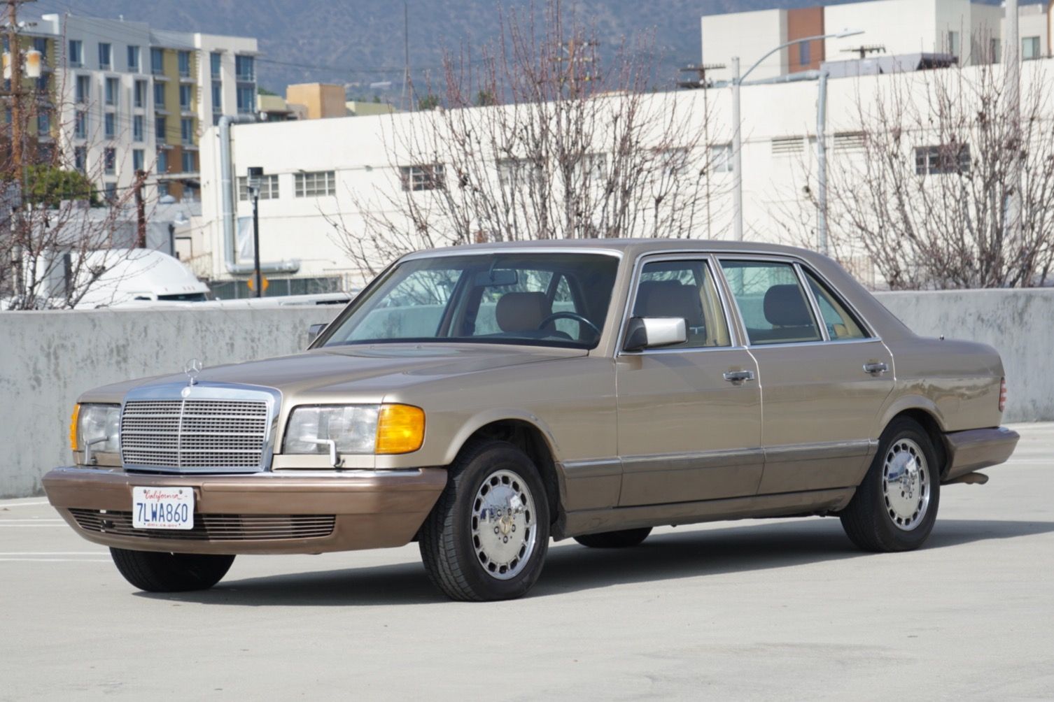 1986 Mercedes-Benz SL-Class 560SL