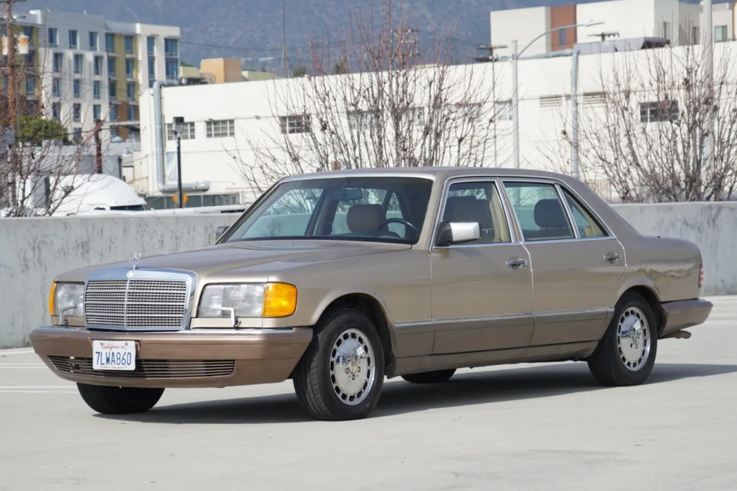 1986 Mercedes-Benz SL-Class 560SL