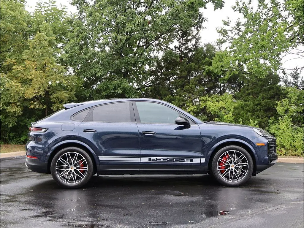 2024 Porsche Cayenne S