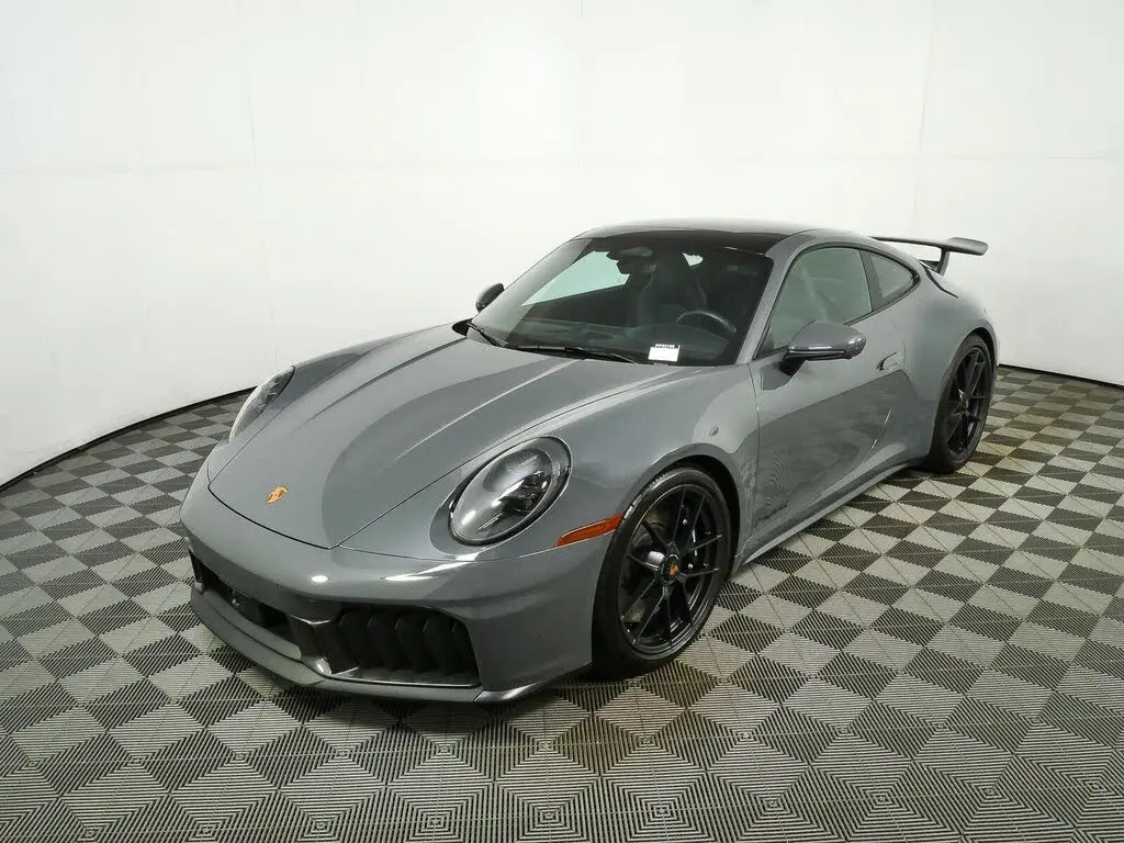 2026 Porsche 992.2 Carrera 4 GTS