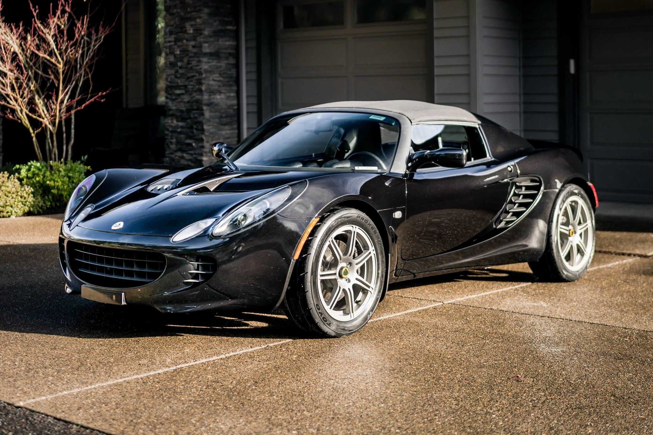 2005 Lotus Elise