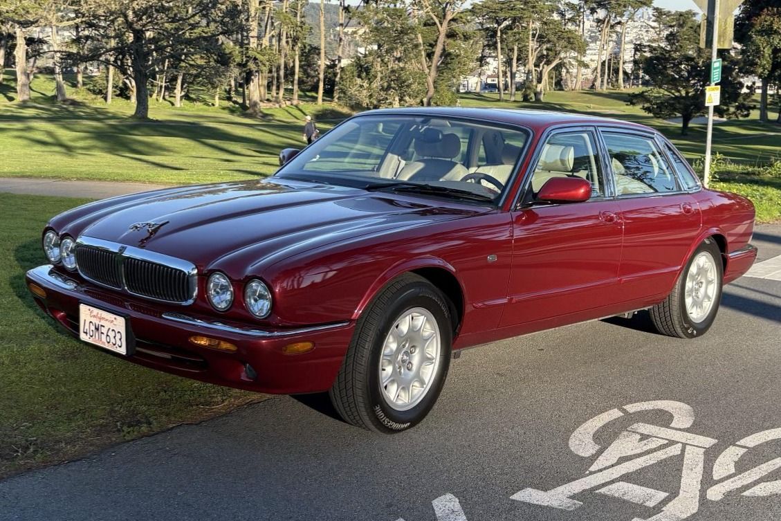 1999 Jaguar XJ