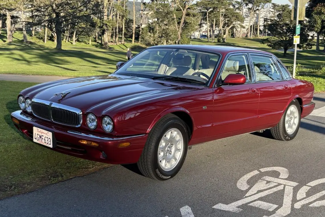 1999 Jaguar XJ