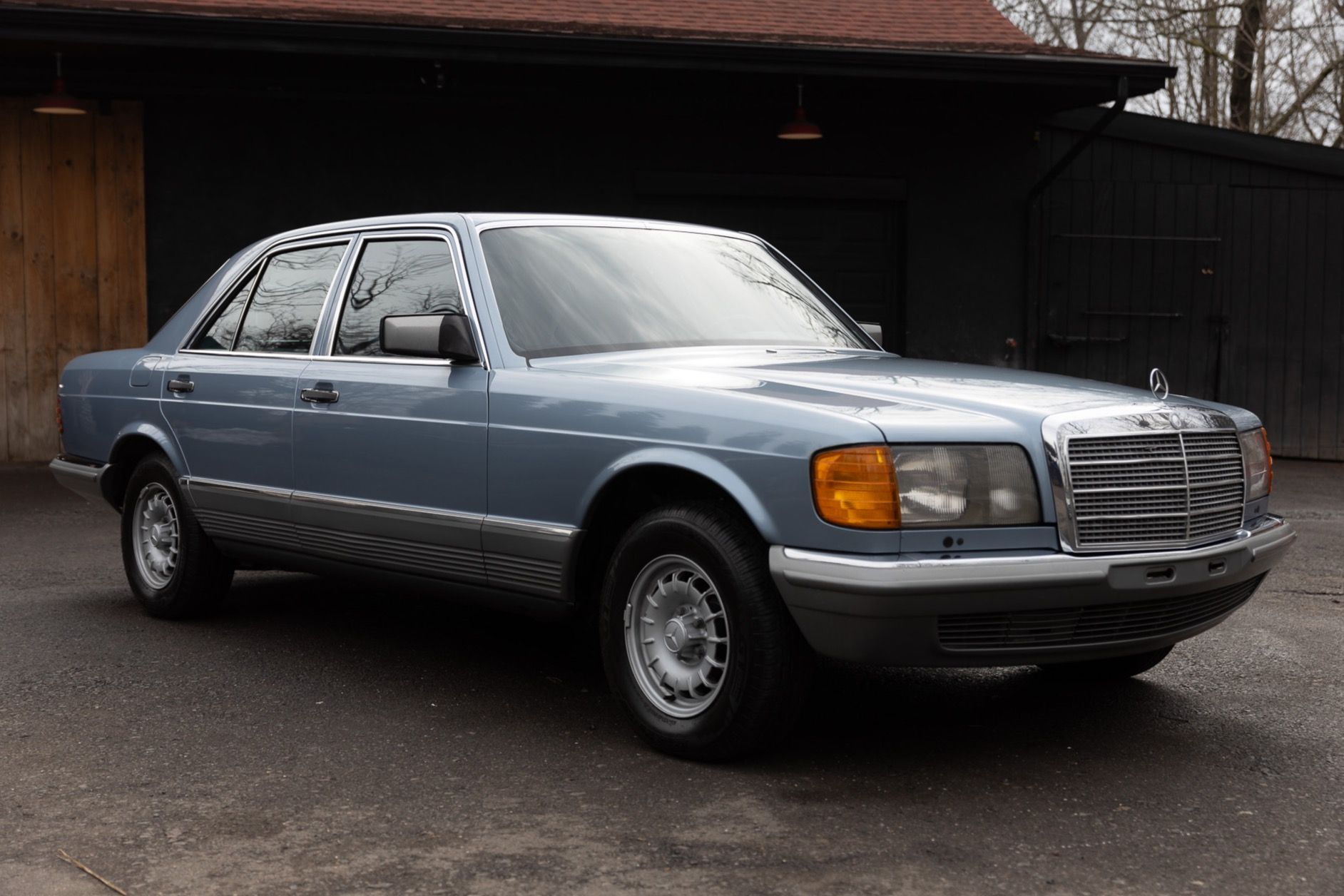 1985 Mercedes-Benz S-Class