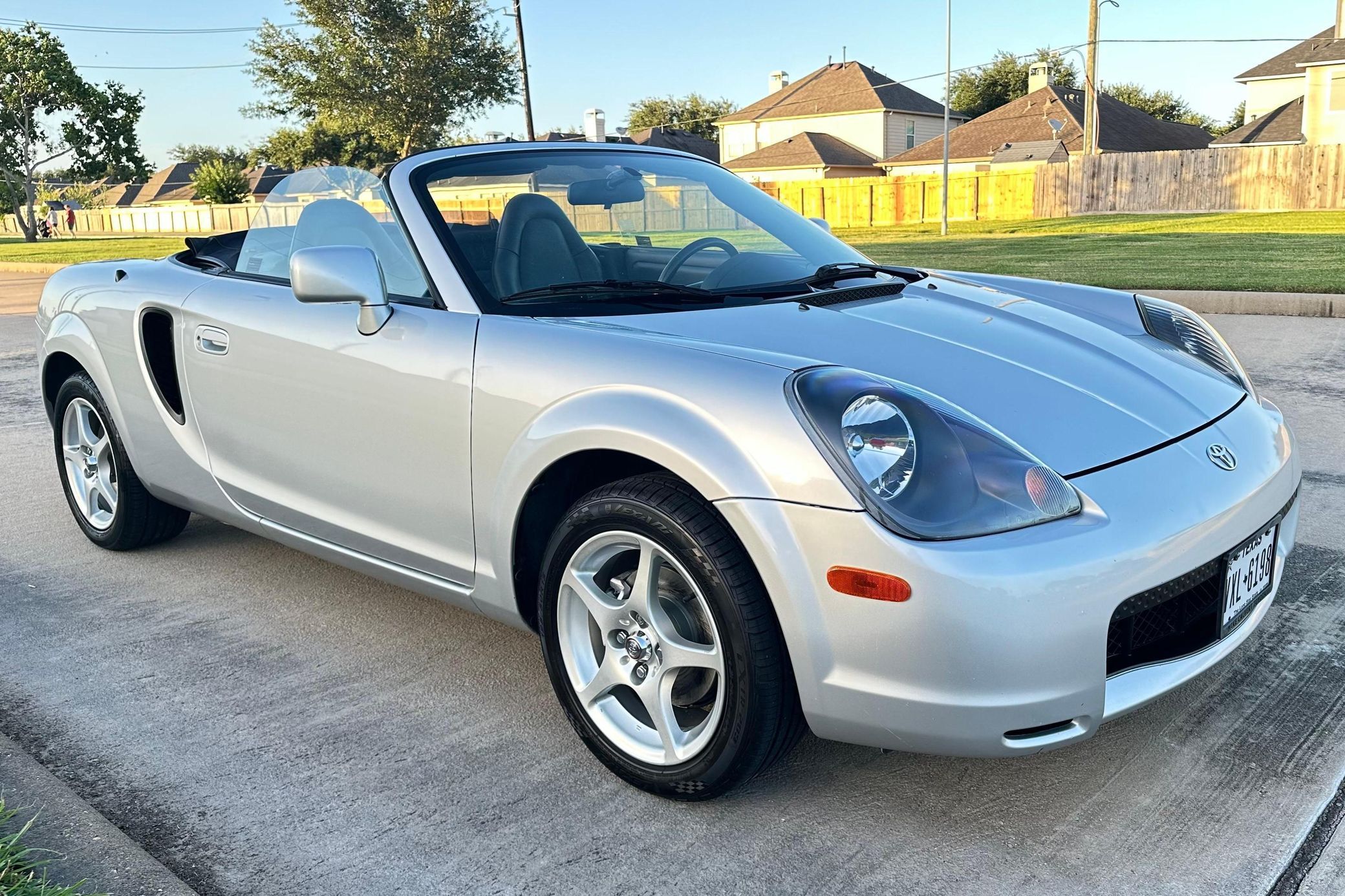 2002 Toyota MR2 Spyder