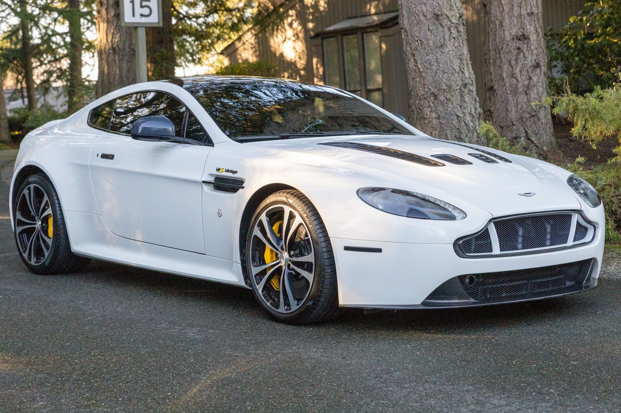 2015 Aston Martin Vantage Vantage GT