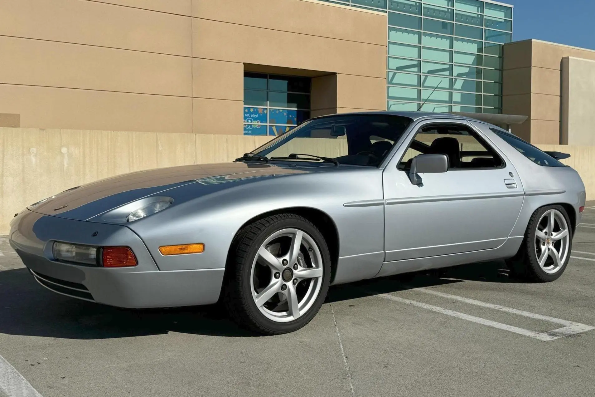 1991 Porsche 928 S4