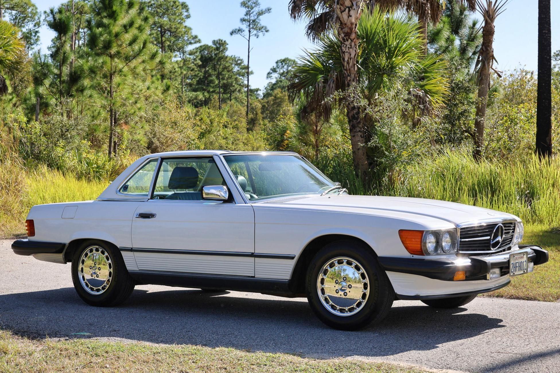 1988 Mercedes-Benz SL-Class 560SL