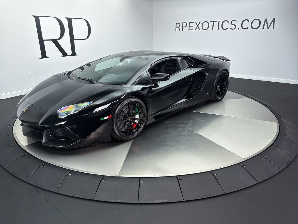 2012 Lamborghini Aventador LP700-4