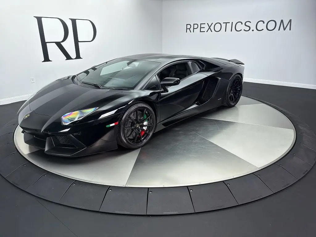 2012 Lamborghini Aventador LP700-4