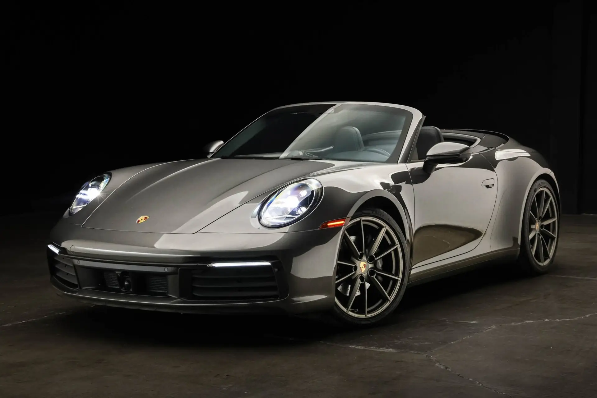 2022 Porsche 911 Carrera Cabriolet