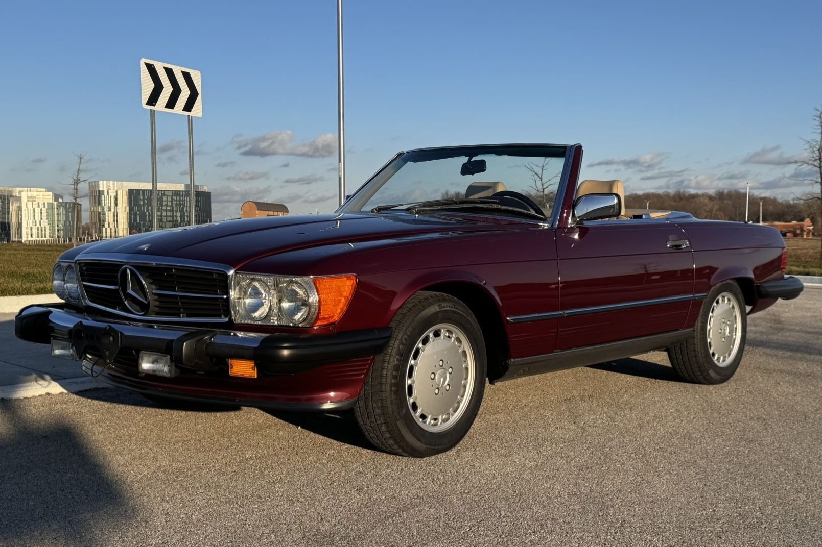 1989 Mercedes-Benz SL-Class 560SL