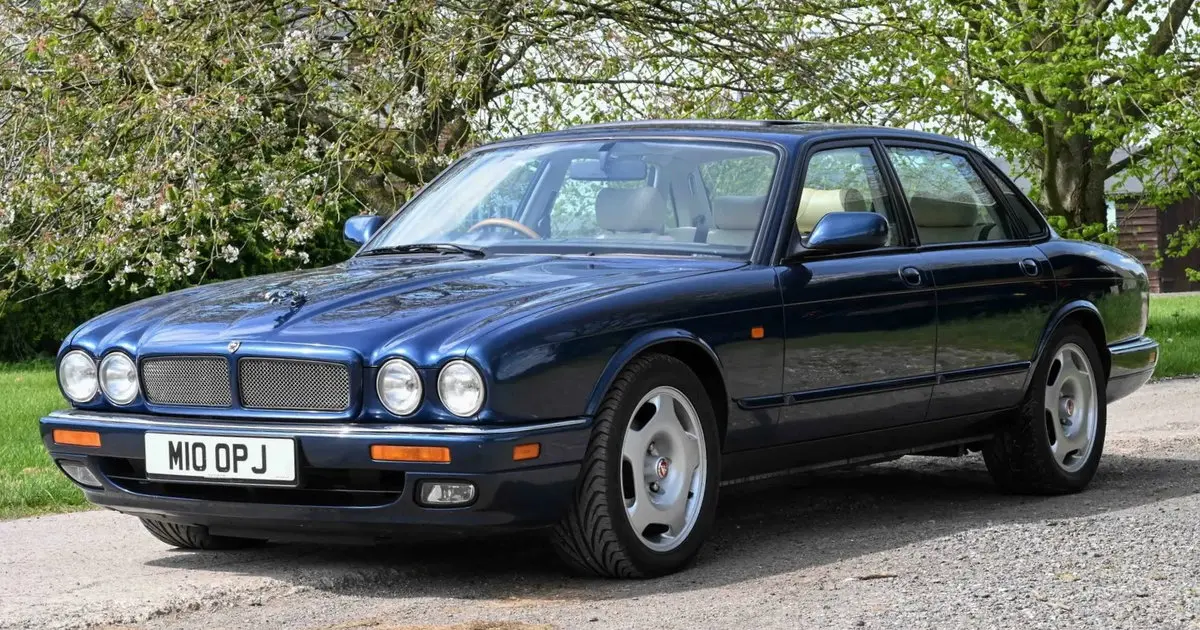 1996 Jaguar XJ XJR