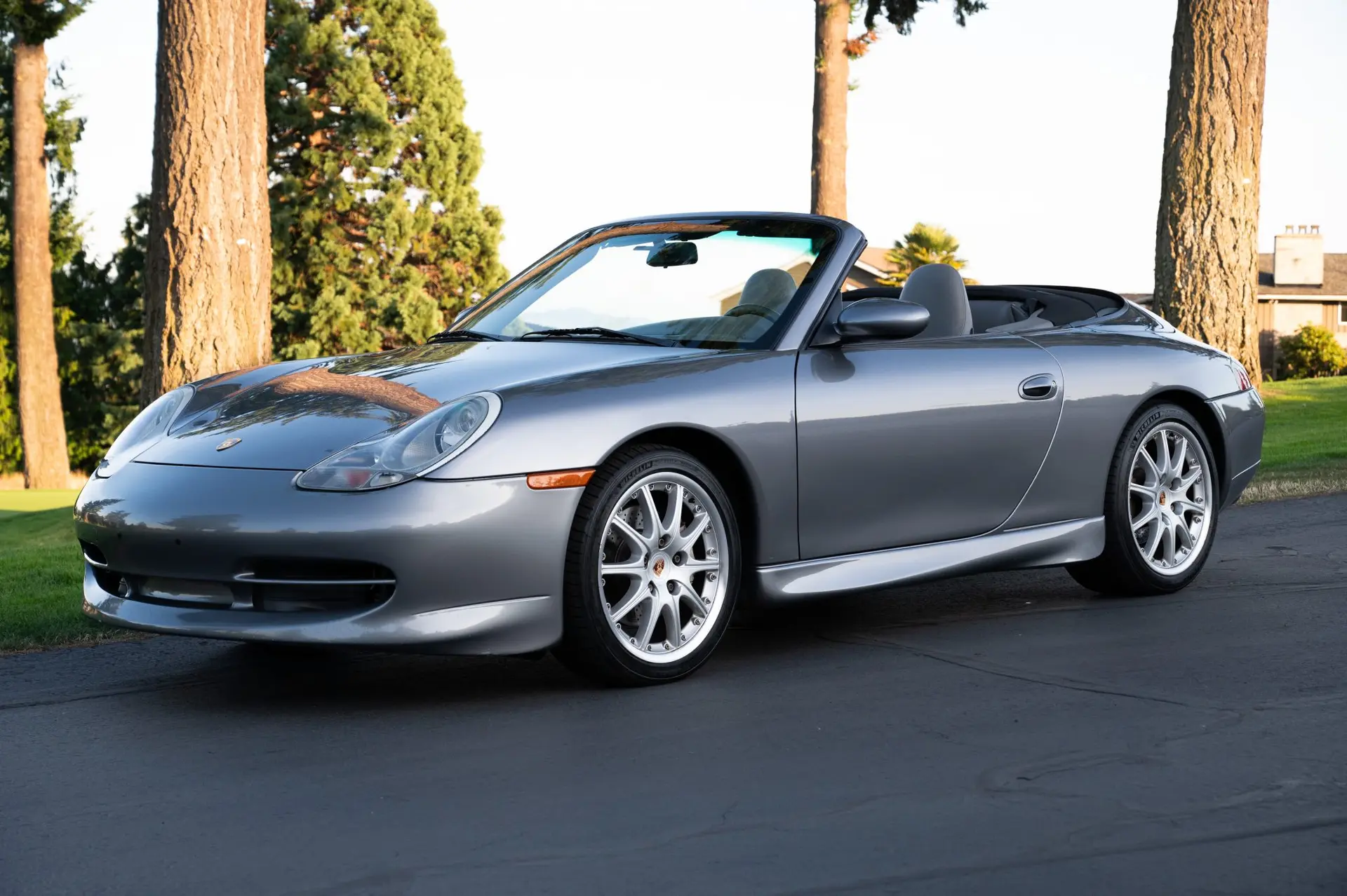 2001 Porsche 911 Carrera 4 Cabriolet