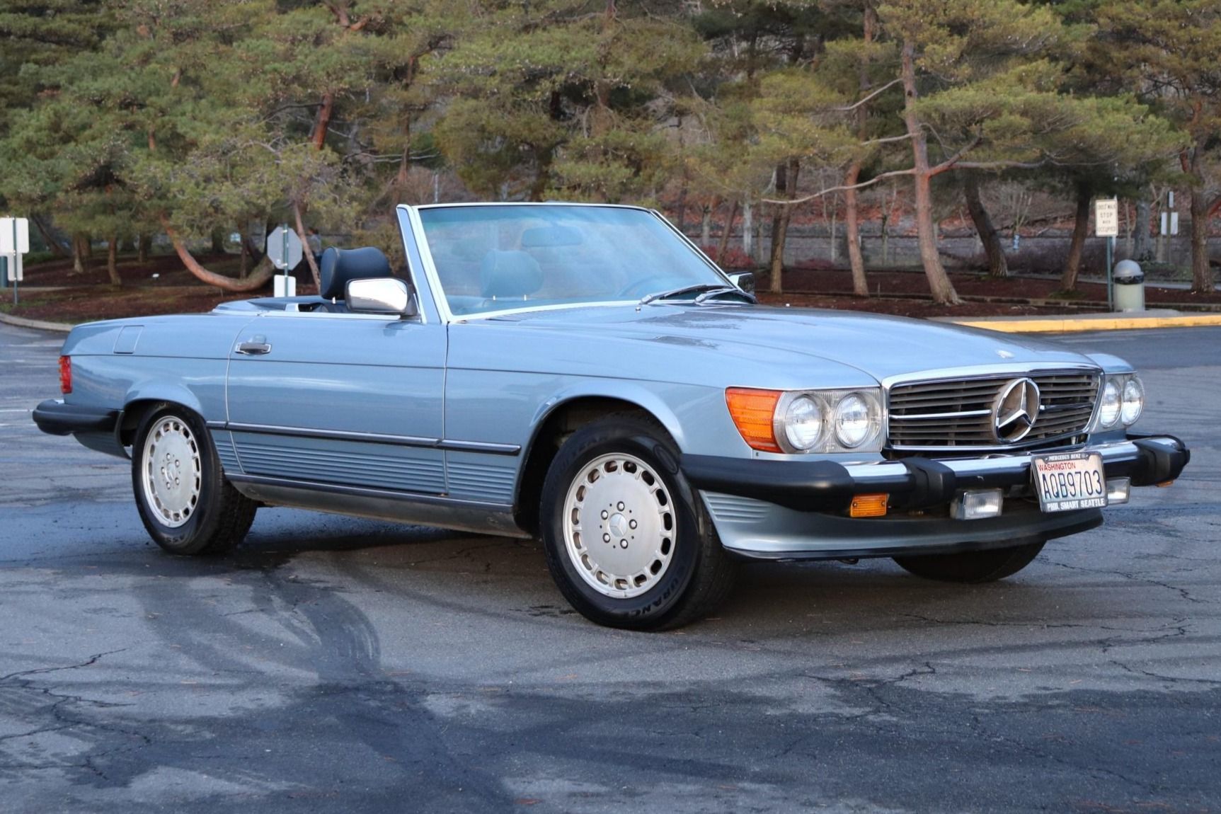 1986 Mercedes-Benz SL-Class 560SL