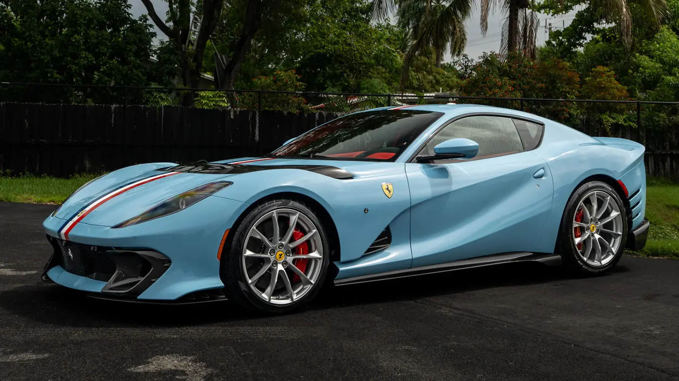 2023 Ferrari 812 Competizione