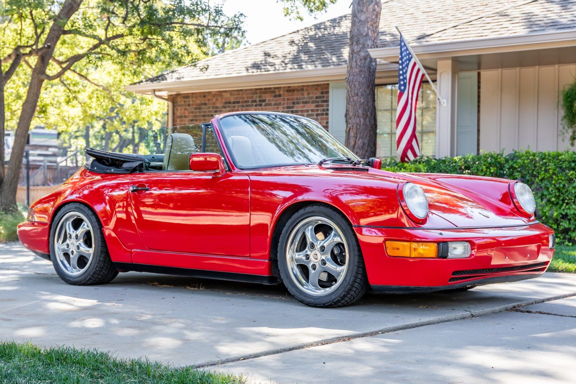 1990 Porsche 911 Carrera 4 Cabriolet
