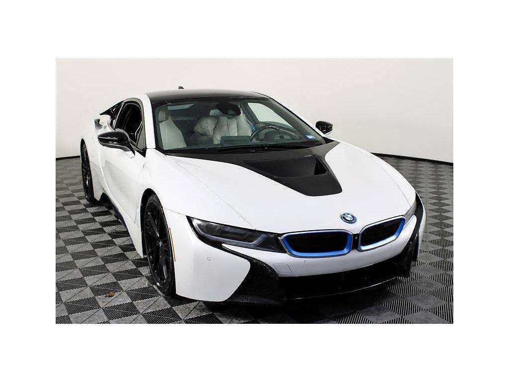 2015 BMW i8