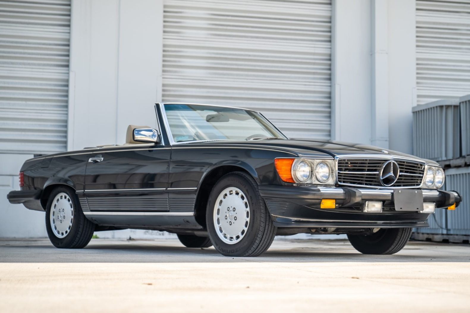 1989 Mercedes-Benz SL-Class 560SL
