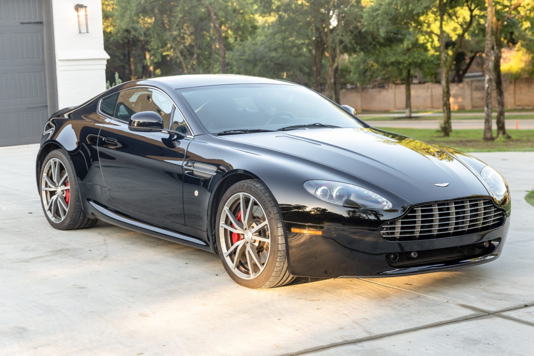 2010 Aston Martin Vantage Vantage 4.7 Coupe