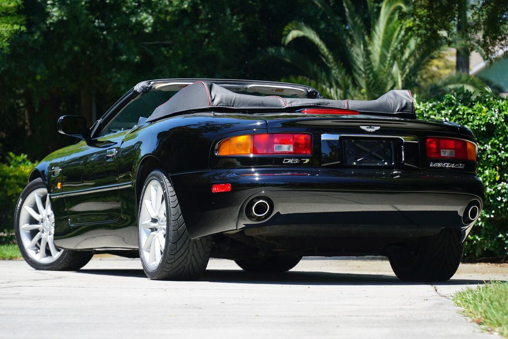 2001 Aston Martin DB7 Vantage