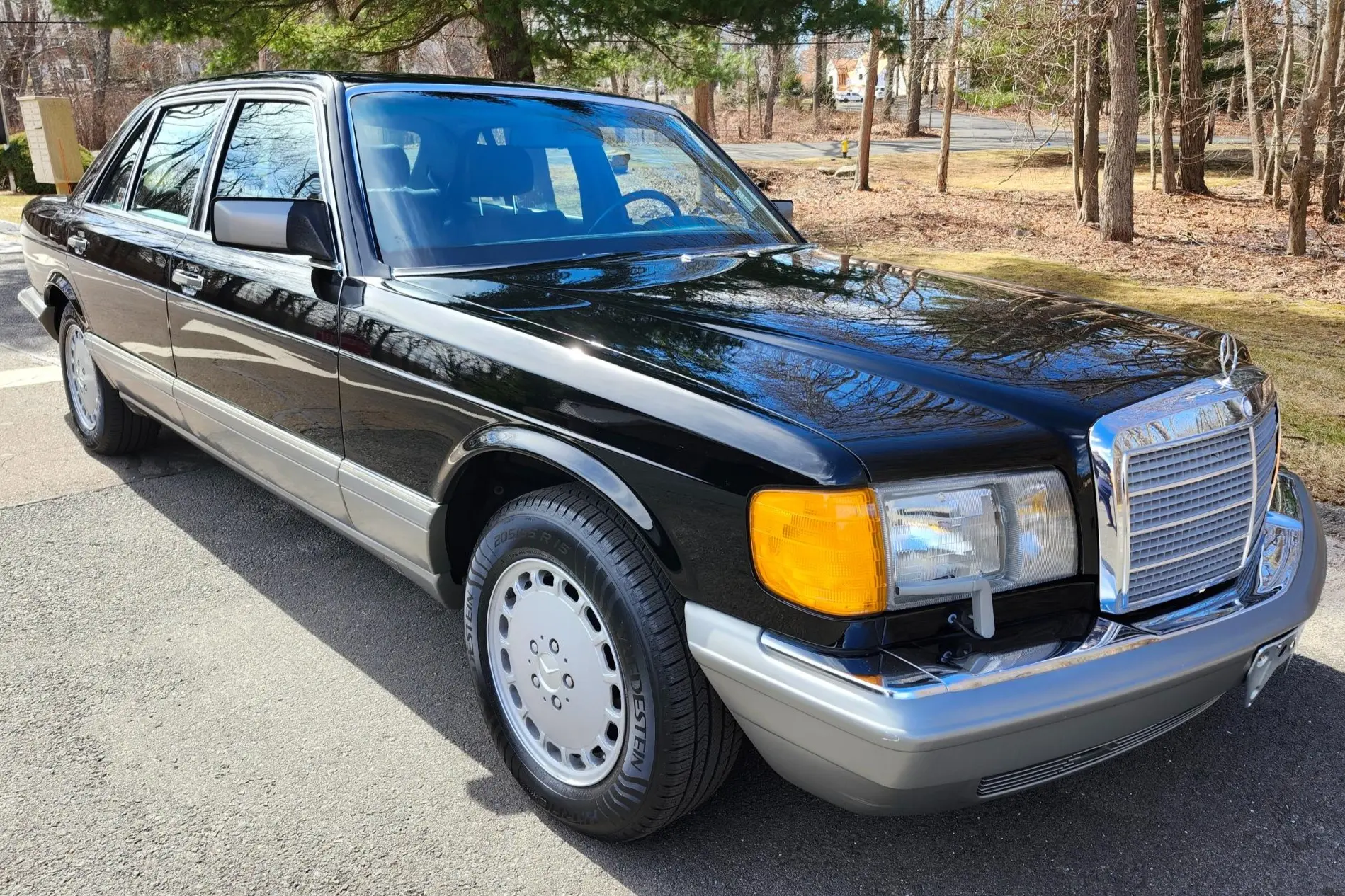 1987 Mercedes-Benz S-Class