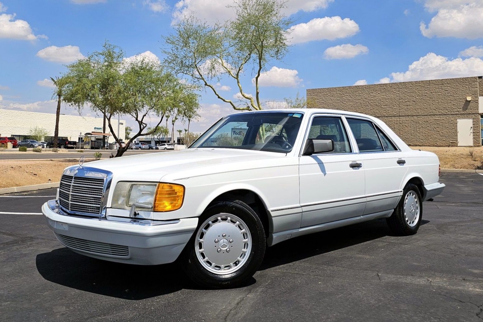 1991 Mercedes-Benz S-Class