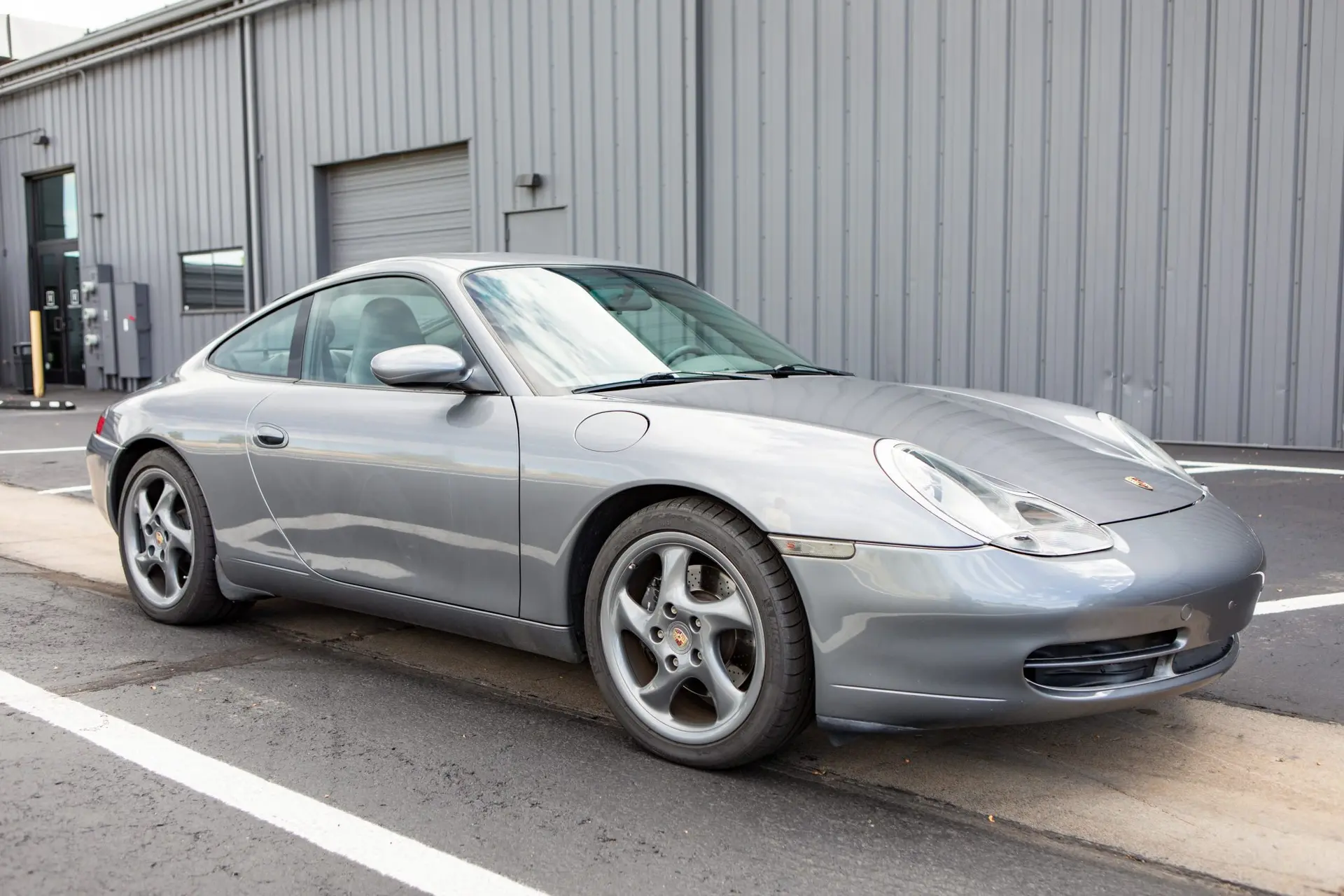 2001 Porsche 911 Carrera Coupe 6-Speed
