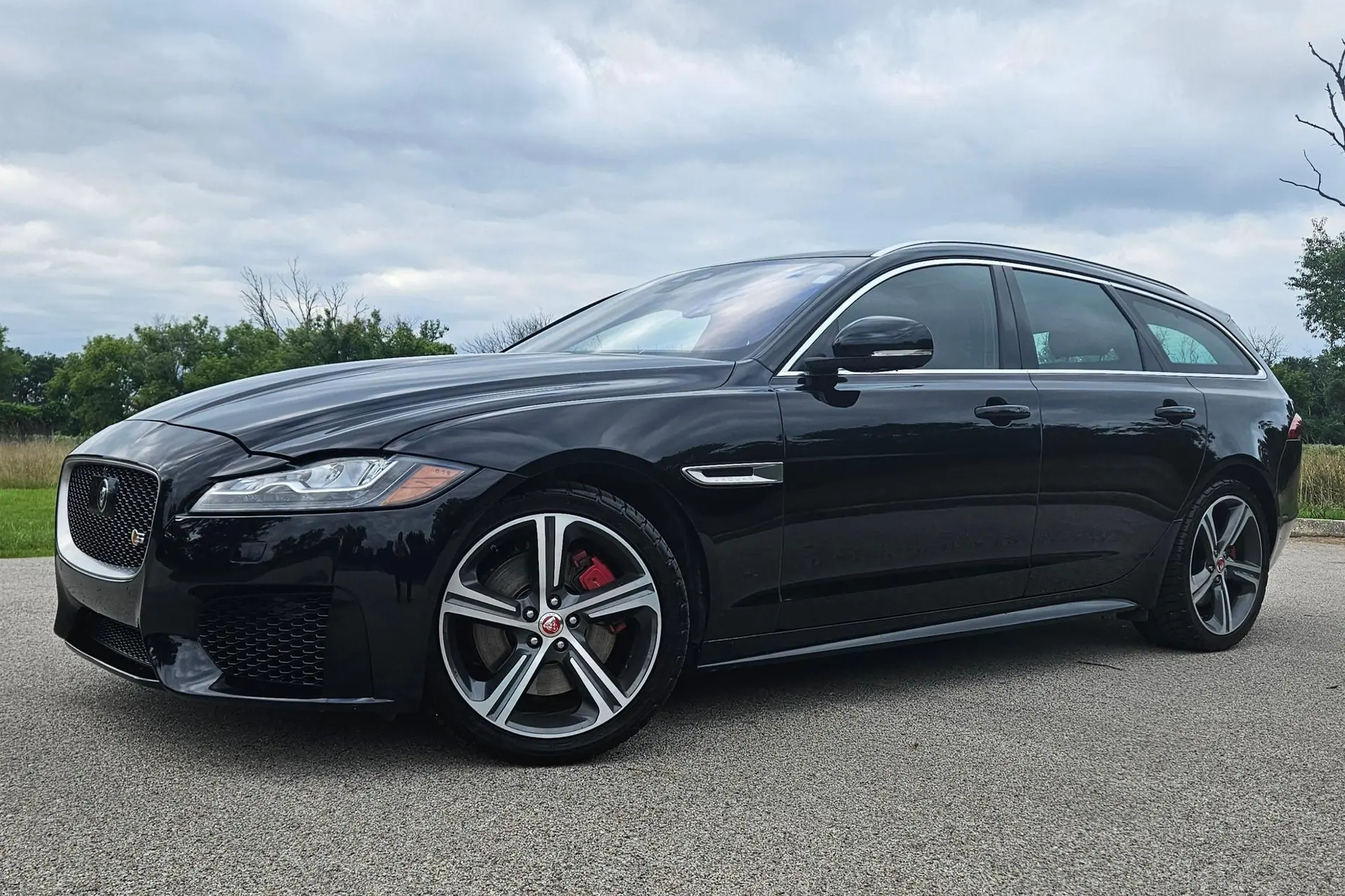 2018 Jaguar XF P300 R-Dynamic SE