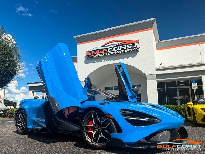 2022 McLaren 765LT Spider