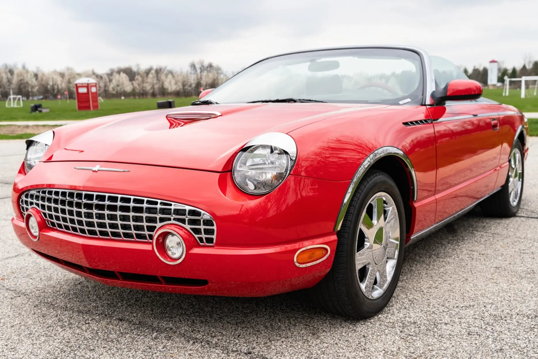 2002 Ford Thunderbird