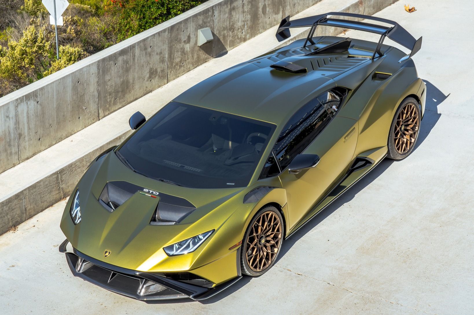 2022 Lamborghini Huracán STO