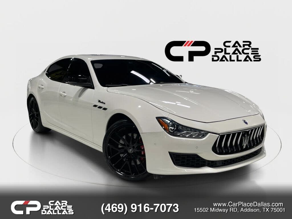 2023 Maserati Ghibli Modena Q4