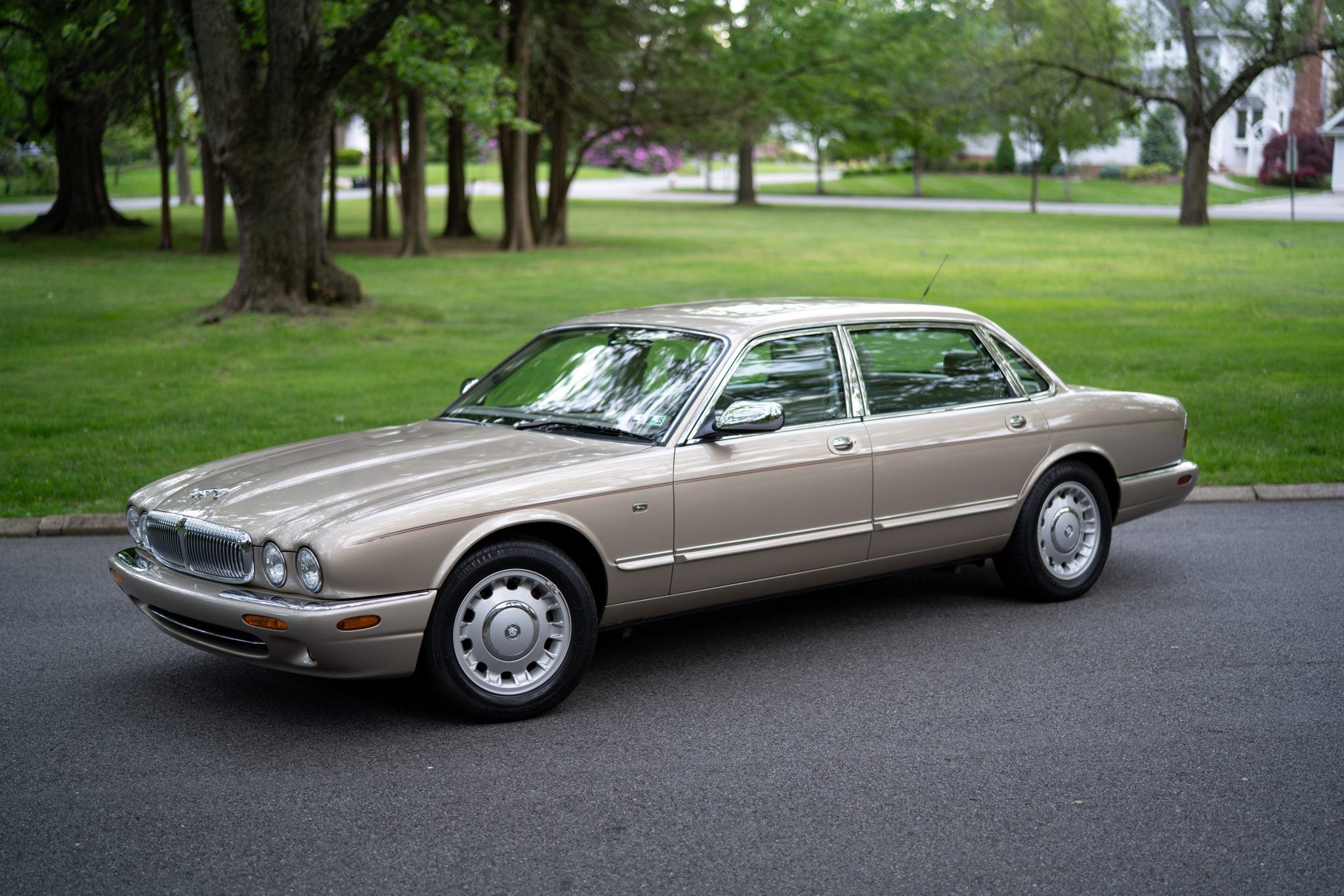 1998 Jaguar XJ Vanden Plas, sold Jun 2025