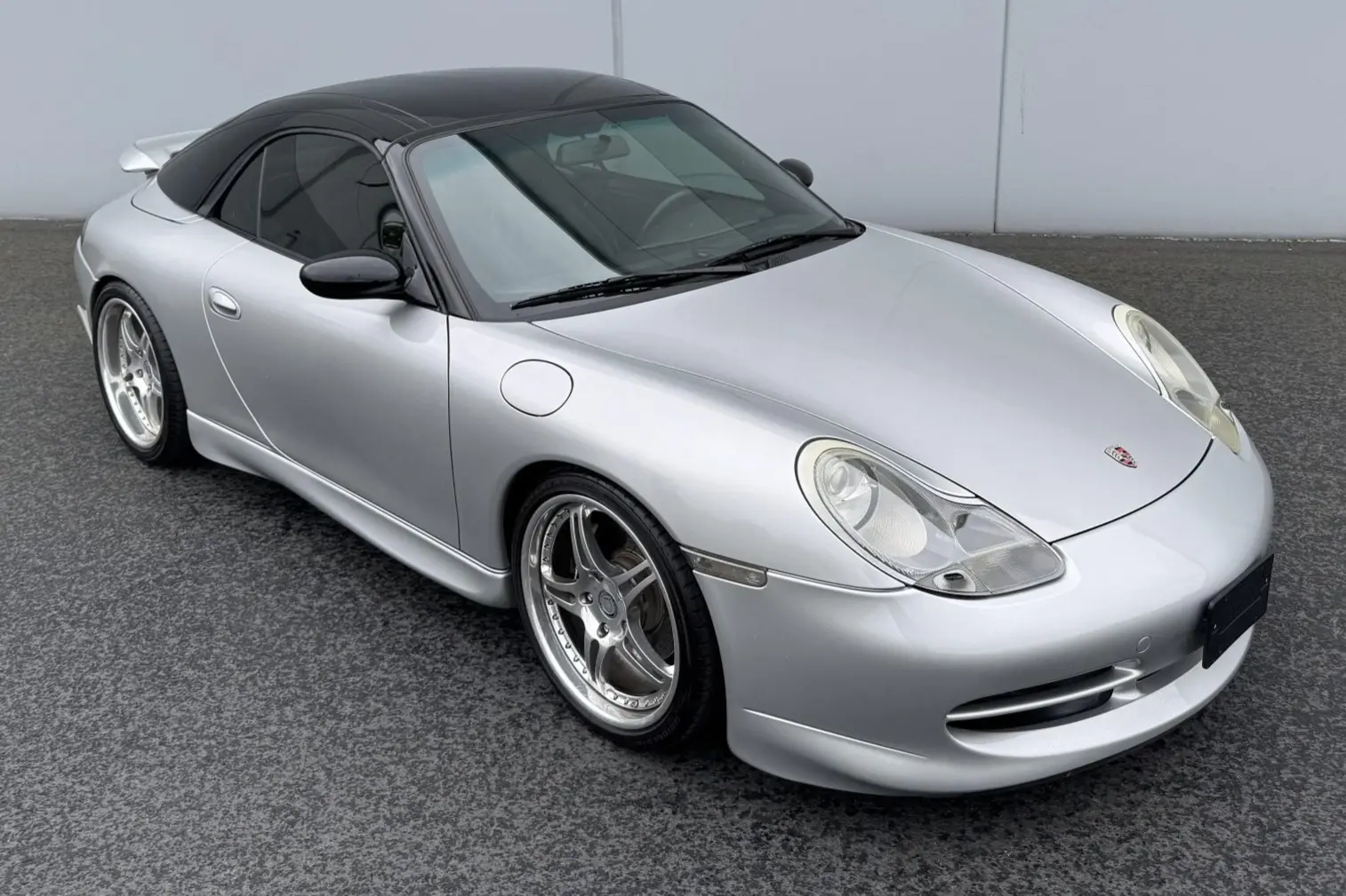 2000 Porsche 911 Carrera Cabriolet