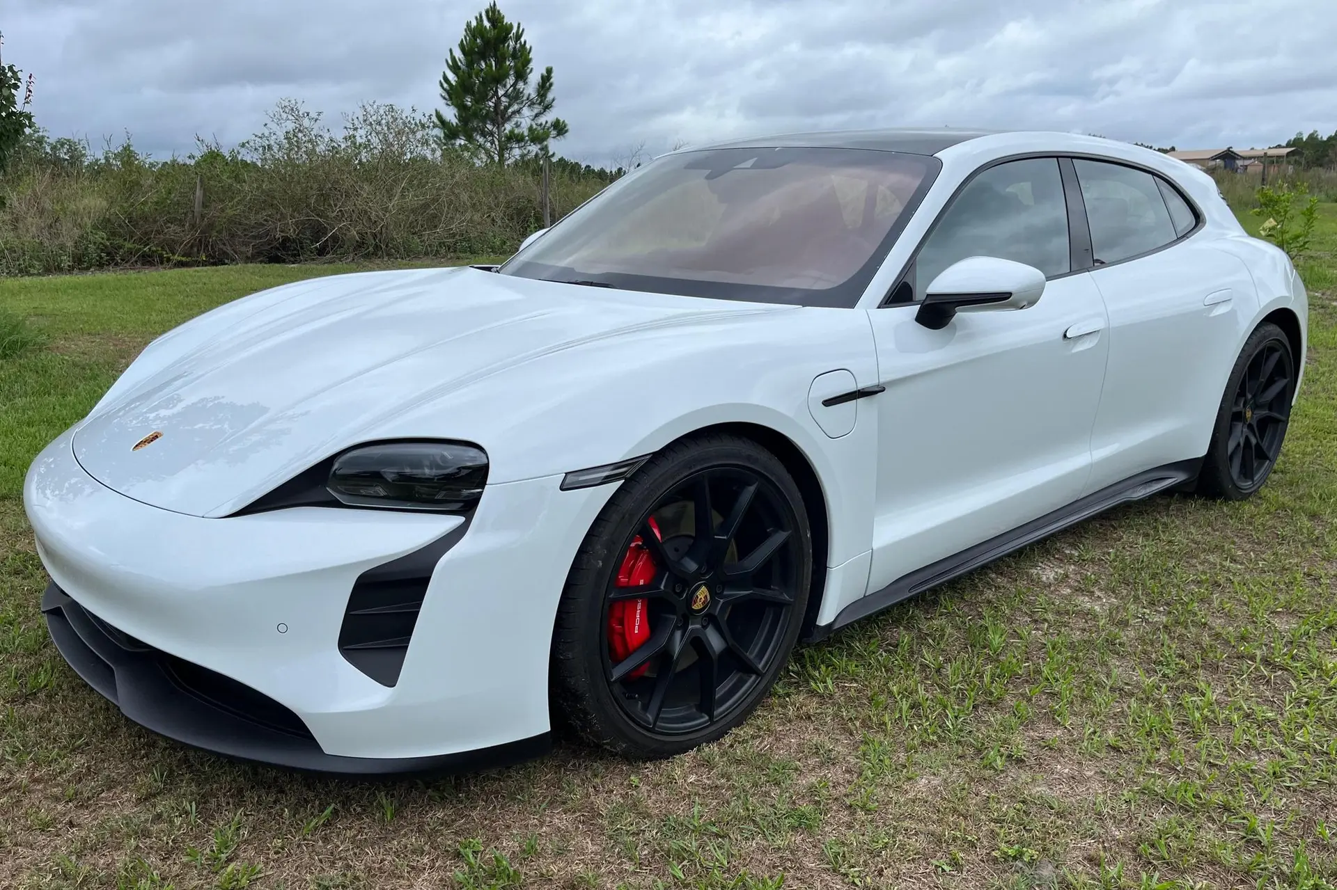 2023 Porsche Taycan GTS Sport Turismo