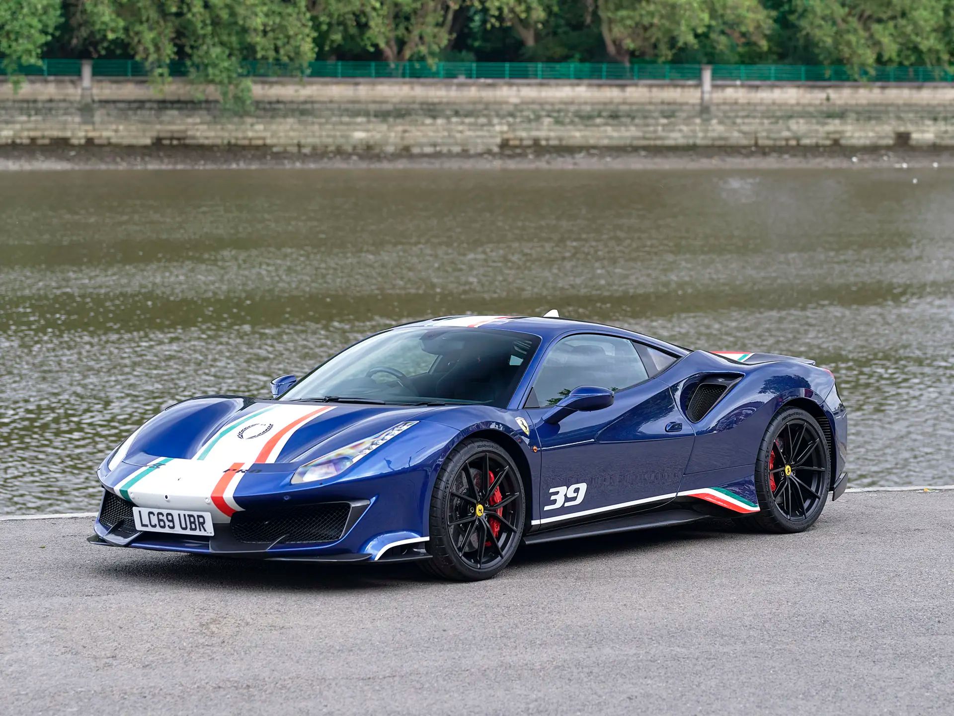 2019 Ferrari 488 Pista Piloti Ferrari