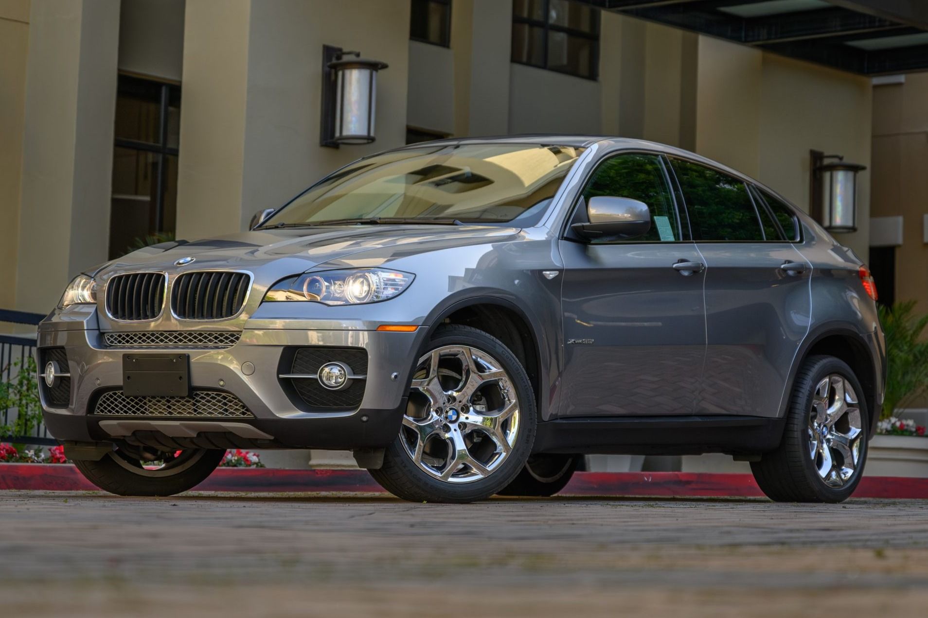 2012 BMW X6 M