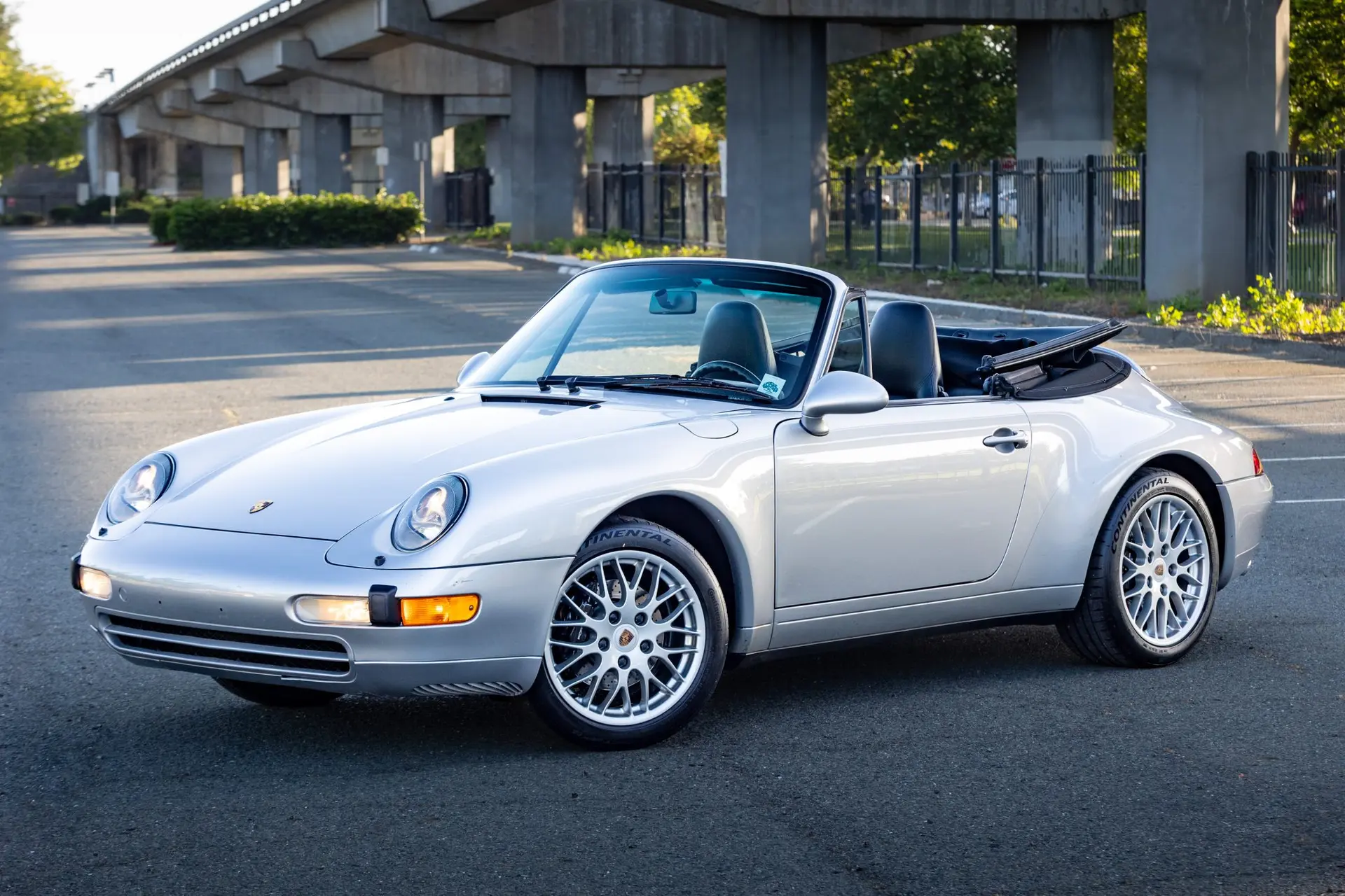 1998 Porsche 911 Carrera Cabriolet