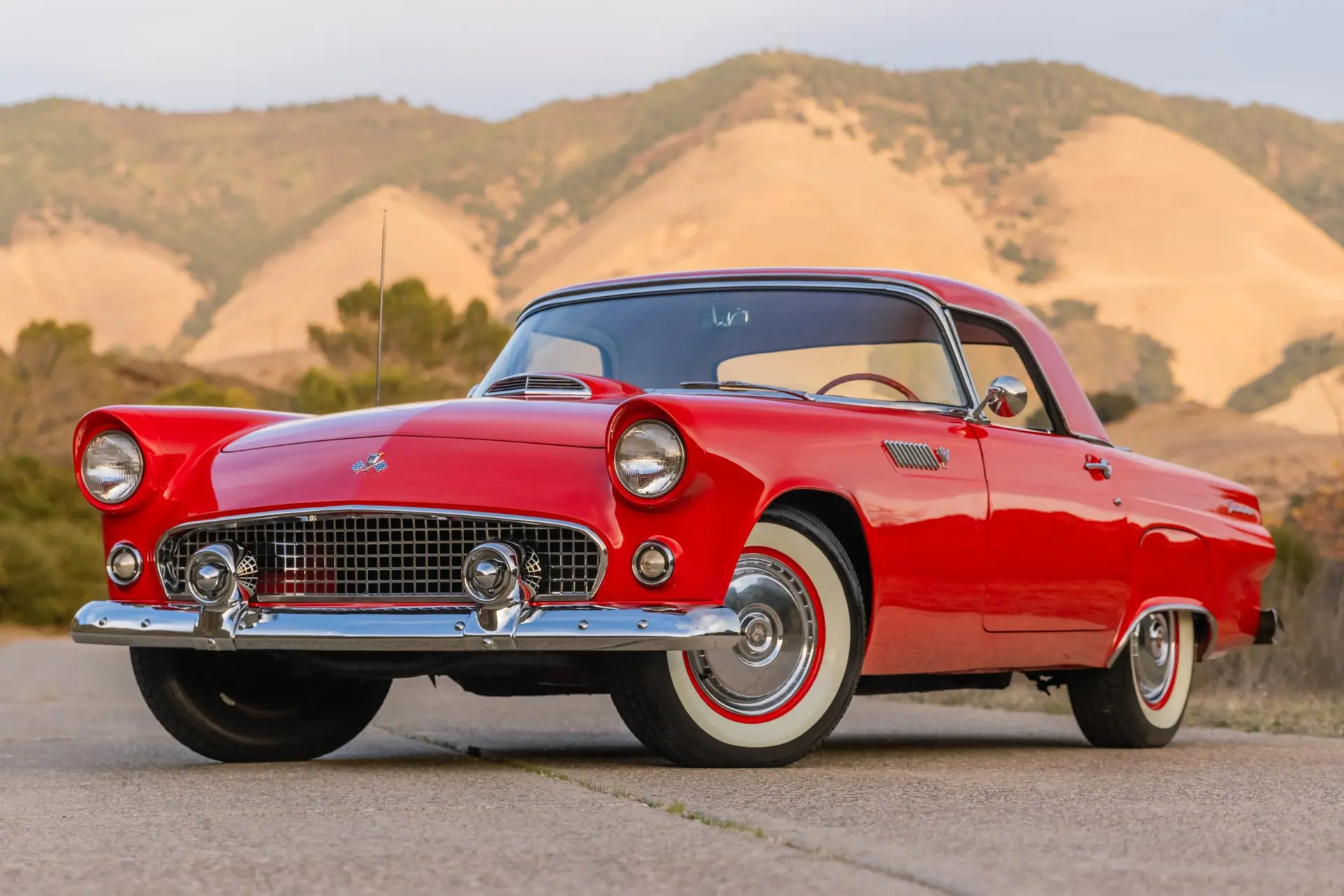 1955 Ford Thunderbird