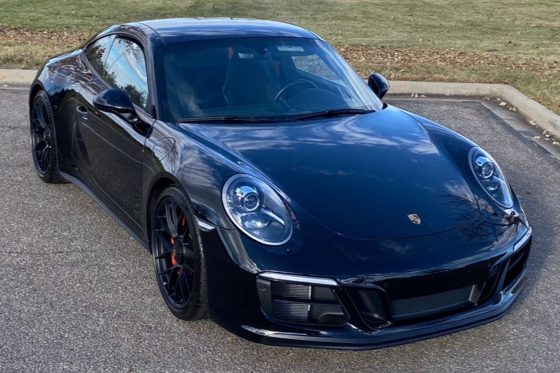 2018 Porsche 911 Carrera GTS